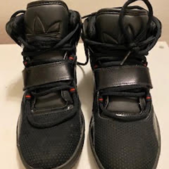 adidas Originals Roundhouse Mid "Black" - Picture 5 of 5